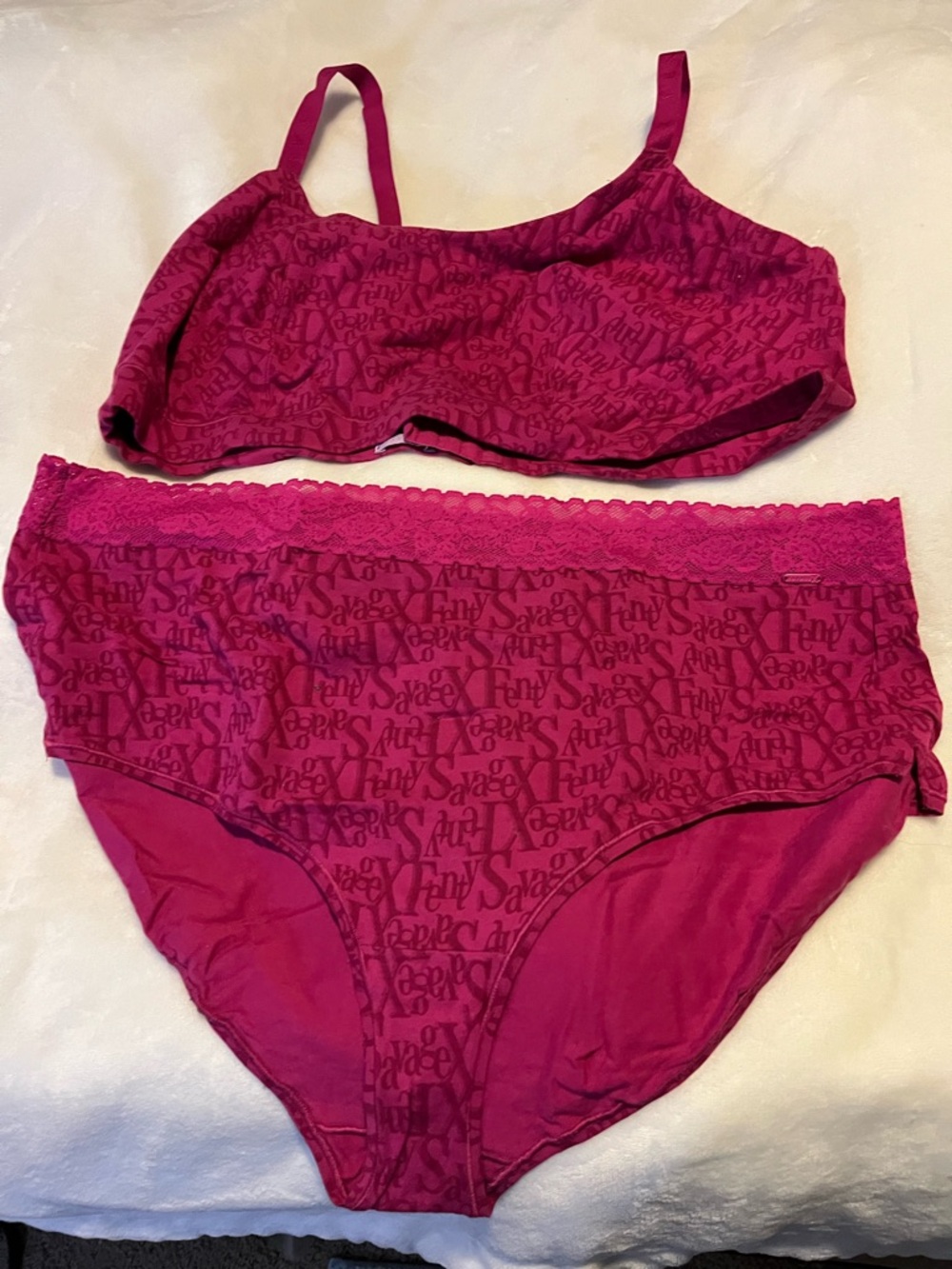 Savage X Fenty Magenta Logo Bralette & High-Rise Brief Set NWOT